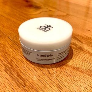 NWT Arbonne Truestyle texturizing pomade